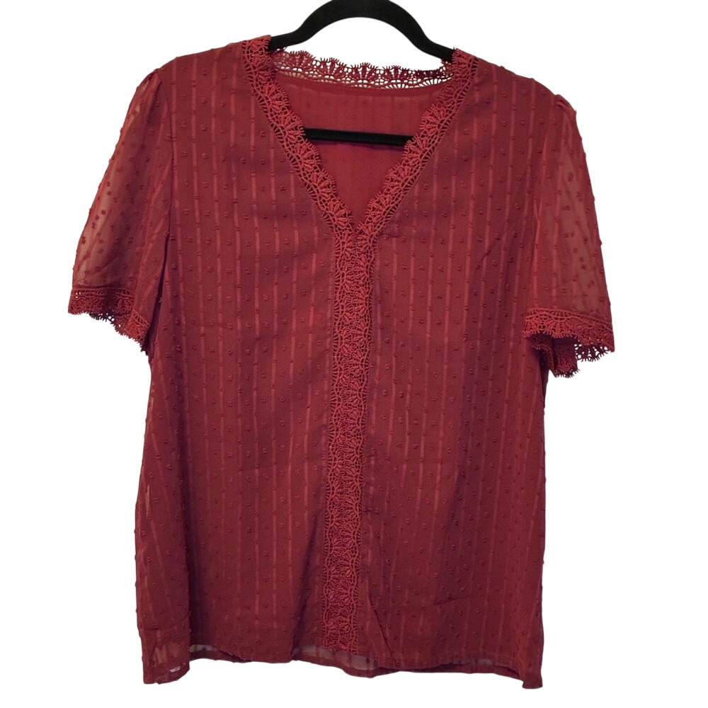 Women's Lace Trim V-Neck Top - Burgundy Medium